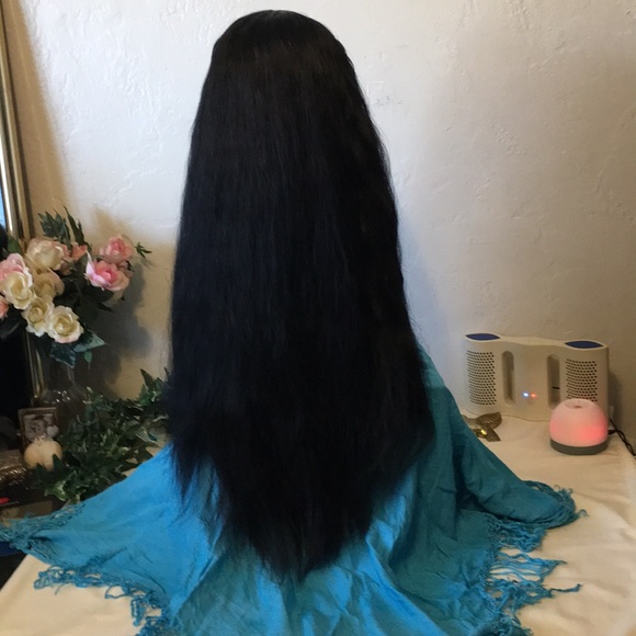 Beautiful Black Silky Long Wig - Picture 6 of 8